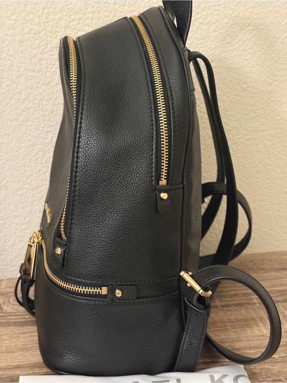 Michael Kors Rhea Zip MD
Leather Backpack with Gold Hardware - Picture 5 of 11